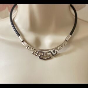 VINTAGE Taxco Aztec design 925 choker